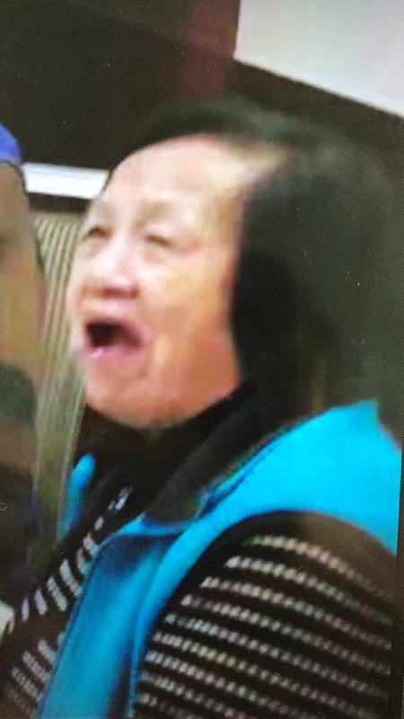 Chan Sau-ying, aged 88, is about 1.5 metres tall, 41 kilograms in weight and of thin build. She has a round face with yellow complexion and short greyish white hair. She was last seen wearing a blue vest, long-sleeved shirt, a pair of black trousers, grey shoes and carrying a black and white sling bag.