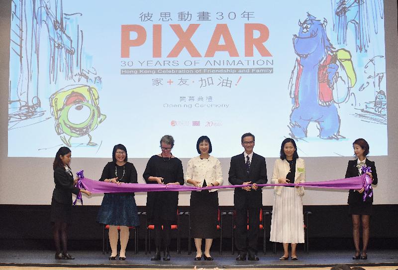 The opening ceremony of "Pixar 30 Years of Animation: Hong Kong Celebration of Friendship and Family" exhibition was held today (November 17) at the Hong Kong Heritage Museum. Officiating guests included (from second left) the Museum Director of the Hong Kong Heritage Museum, Ms Fione Lo; the Senior Manager of Museum and Exhibitions Program of Pixar Animation Studios, Ms Maren Jones; the Director of Leisure and Cultural Services, Ms Michelle Li; the Chairman of the Museum Advisory Committee, Mr Stanley Wong; and the Director of Marketing of the Walt Disney Company (Hong Kong) Limited, Ms Angela Leung.