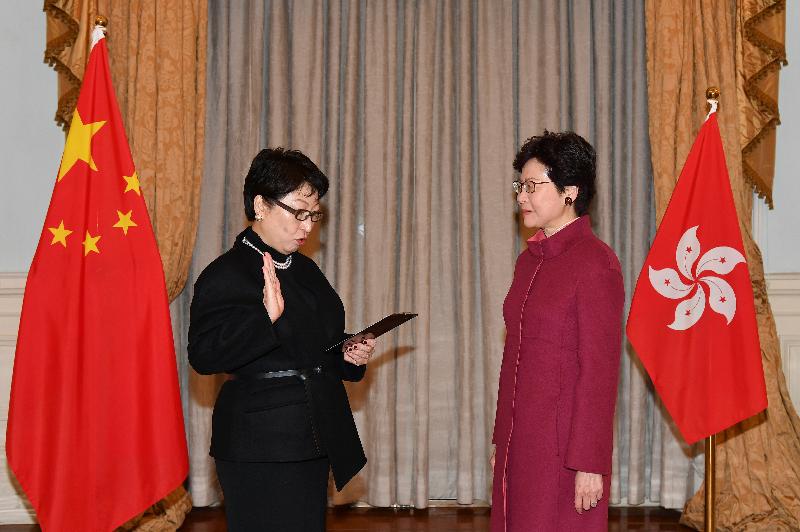 The Secretary for Justice, Ms Teresa Cheng, SC (left), is sworn in by the Chief Executive, Mrs Carrie Lam today (January 6).
