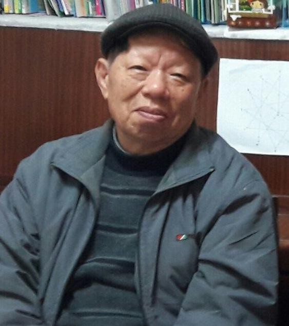 Cheung Yu-po, aged 73, is about 1.65 metres tall, 54 kilograms in weight and of medium build. He has a long face with yellow complexion and short black hair. He was last seen wearing a grey overcoat, a purple vest, a pair of black trousers and black shoes.
