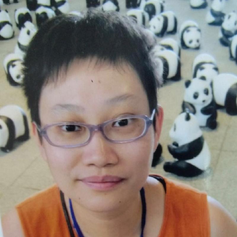 Chan Mei-yi, aged 41, is about 1.6 metres tall, 68 kilograms in weight and of fat build. She has a round face with yellow complexion and short black straight hair. She was last seen wearing a blue jacket, black trousers, purple shoes and carrying a purple shoulder bag.