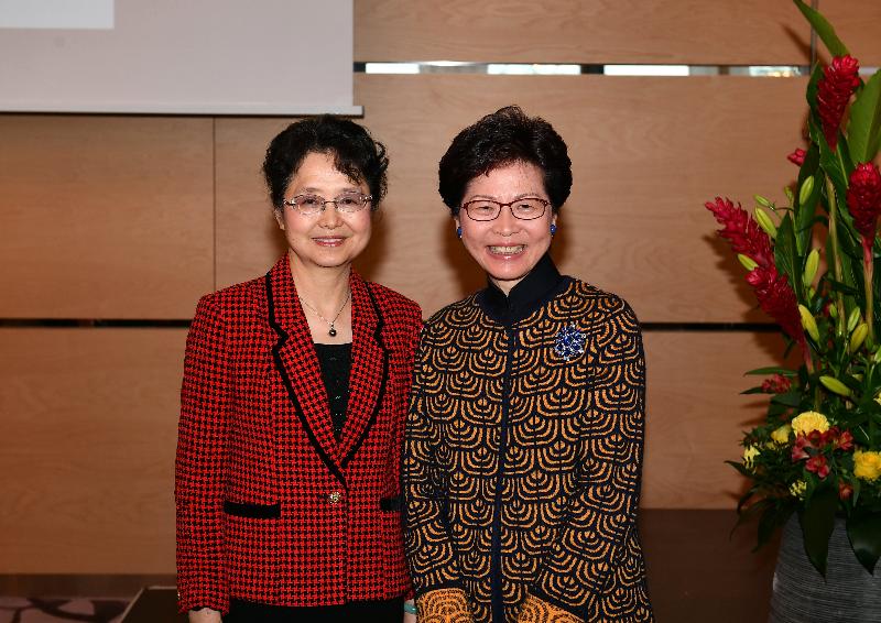 The Chief Executive, Mrs Carrie Lam, began her visit to Switzerland in Zurich today (January 22, Zurich time). Photo shows Mrs Lam (right) and the Chinese Consul General to Zurich, Ambassador Gao Yanping at a business luncheon hosted by the Hong Kong Economic and Trade Office in Berlin, the Hong Kong Trade Development Council and the Swiss-Hong Kong Business Association.