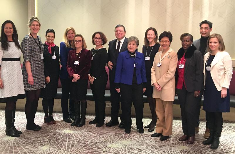 The Chief Executive, Mrs Carrie Lam, today (January 25, Davos time) continued to attend the World Economic Forum Annual Meeting in Davos, Switzerland. Photo shows Mrs Lam (fourth right) at the breakfast meeting hosted by the Women Political Leaders Global Forum.