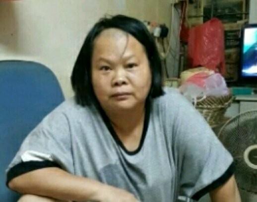 Cheung Chung-kim, aged 49, went missing after she left her residence on Tai Nan Street yesterday (January 29) morning. Her family made a report to Police on the same day. She is about 1.5 metres tall, 80 kilograms in weight and of fat build. She has a round face with yellow complexion and long black hair. She was last seen wearing a dark blue jacket, blue jeans, blue and white sports shoes and carrying a brown shoulder bag.
