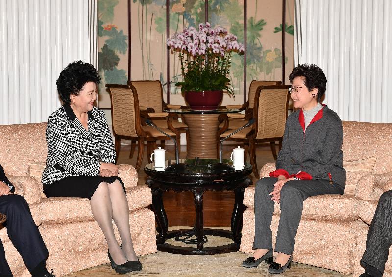 The Chief Executive, Mrs Carrie Lam, meets with the Director of Overseas Chinese Affairs Office of the State Council, Ms Qiu Yuanping, at the Government House today (February 4).