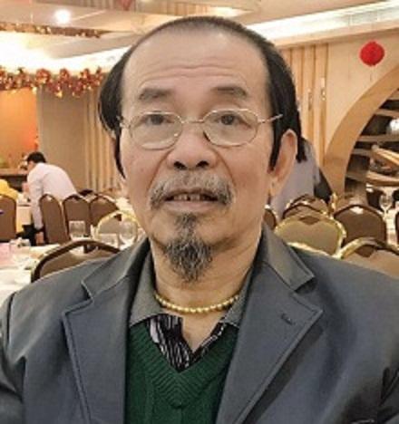 Au Yeung Kin-chung, aged 71, is about 1.7 metres tall, 50 kilograms in weight and of thin build. He has a pointed face with yellow complexion, short black hair and greyish white beard. He was last seen wearing a grey jacket, black trousers and black shoes. 