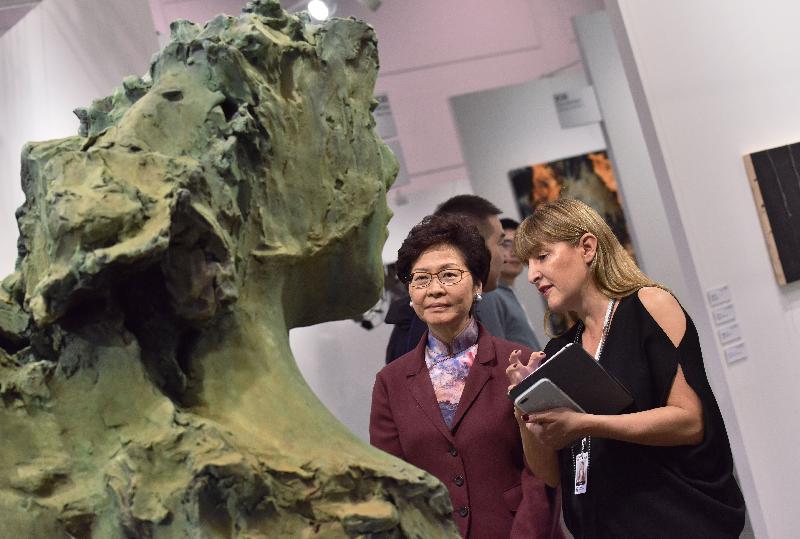 The Chief Executive, Mrs Carrie Lam, attended the Art Basel Hong Kong opening ceremony today (March 27). Photo shows Mrs Lam (left) touring the exhibition.