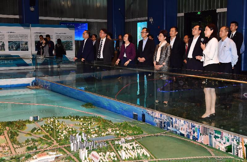 The Chief Executive, Mrs Carrie Lam (centre), visited the Zhongshan Tsui Hang New District Planning Exhibition Centre in Zhongshan today (March 29). Also pictured is the Secretary for Innovation and Technology, Mr Nicholas W Yang (first left); the Secretary for Food and Health, Professor Sophia Chan (third left); the Secretary for Constitutional and Mainland Affairs, Mr Patrick Nip (fourth left); the Director of the Chief Executive's Office, Mr Chan Kwok-ki (second left); the Secretary of the CPC Zhongshan Municipal Committee, Mr Chen Xudong (third right); and the Director General of the Hong Kong and Macao Affairs Office of the People's Government of Guangdong Province, Mr Liao Jingshan (fourth right).