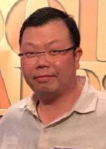 Lo Tin-cheung, aged 40, is about 1.7 metres tall, 91 kilograms in weight and of fat build. He has a round face with yellow complexion and short black hair. He was last seen wearing a pair of glasses. 