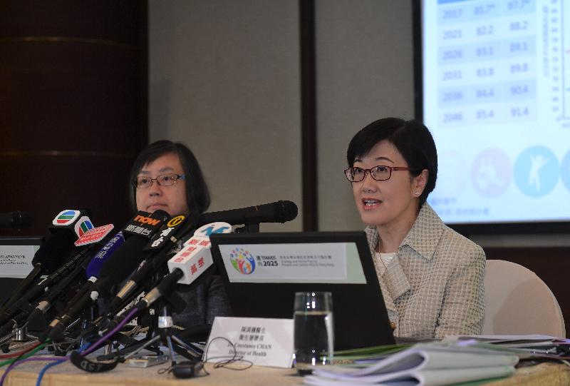 The Director of Health, Dr Constance Chan (right), pictured at a press conference today (May 4) to announce the key elements of "Towards 2025: Strategy and Action Plan to Prevent and Control Non-communicable Diseases in Hong Kong". Dr Chan said the Government's new strategy and action plan to prevent and control non-communicable diseases (NCDs) in Hong Kong defines nine local targets to be achieved by 2025 and a sustained and systematic portfolio of initiatives to introduce interventions throughout the course of life to help prevent occurrence and progress of NCDs. On the left is the Head of the Surveillance and Epidemiology Branch of the Department of Health’s Centre for Health Protection, Dr Regina Ching.