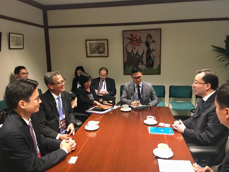 The Financial Secretary, Mr Paul Chan, today (May 4) is in Manila, the Philippines for the 51st Asian Development Bank (ADB) Annual Meeting. Photo shows Mr Chan (second left) meeting with the Executive Director of the ADB, Mr Cheng Zhijun (second right). The Under Secretary for Financial Services and the Treasury, Mr Joseph Chan (first left), and the Director-General of the Hong Kong Economic and Trade Office in Jakarta, Mrs Do Pang Wai-yee (third left), also attended. 