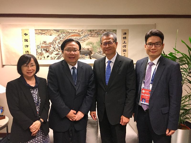 The Financial Secretary, Mr Paul Chan, today (May 4) is in Manila, the Philippines, for the 51st Asian Development Bank (ADB) Annual Meeting. Photo shows Mr Chan (second right) calling on the Vice-President of the ADB, Mr Zhang Wencai (second left). The Under Secretary for Financial Services and the Treasury, Mr Joseph Chan (first right), and the Director-General of the Hong Kong Economic and Trade Office in Jakarta, Mrs Do Pang Wai-yee (first left), also attended. 