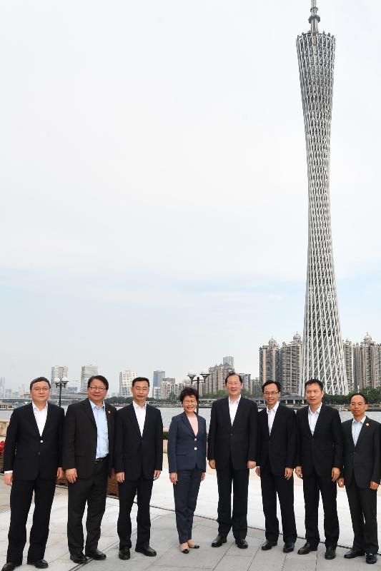 The Chief Executive, Mrs Carrie Lam (fourth left) today (May 16) visited Ershadao Art Park in Guangzhou and pictured with (from left) the Executive Vice Mayor of Guangzhou Municipality, Mr Chen Zhiying; the Director of the Chief Executive's Office, Mr Chan Kwok-ki; the Mayor of the Guangzhou Municipal Government, Mr Wen Guohui; the Secretary of the CPC Guangzhou Municipal Committee, Mr Ren Xuefeng; the Secretary for Constitutional and Mainland Affairs, Mr Patrick Nip; the Director General of the Hong Kong and Macao Affairs Office of the People's Government of Guangdong Province, Mr Liao Jingshan; and the Director of the Hong Kong Economic and Trade Office in Guangdong of the Government of the Hong Kong Special Administrative Region, Mr Albert Tang.