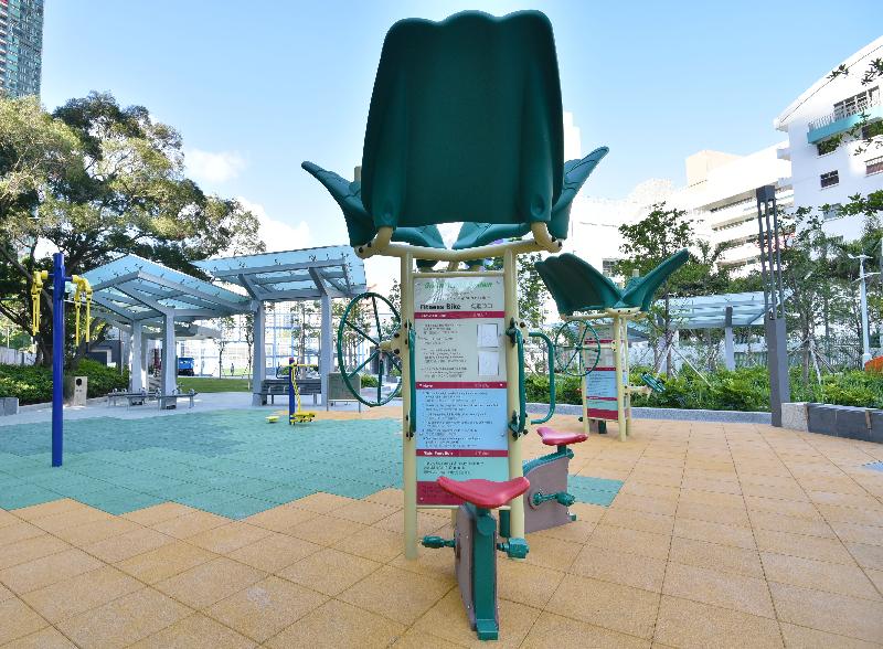 Hing Wah Street West Playground will be opened on June 1. Photo shows the area with fitness stations for the elderly.