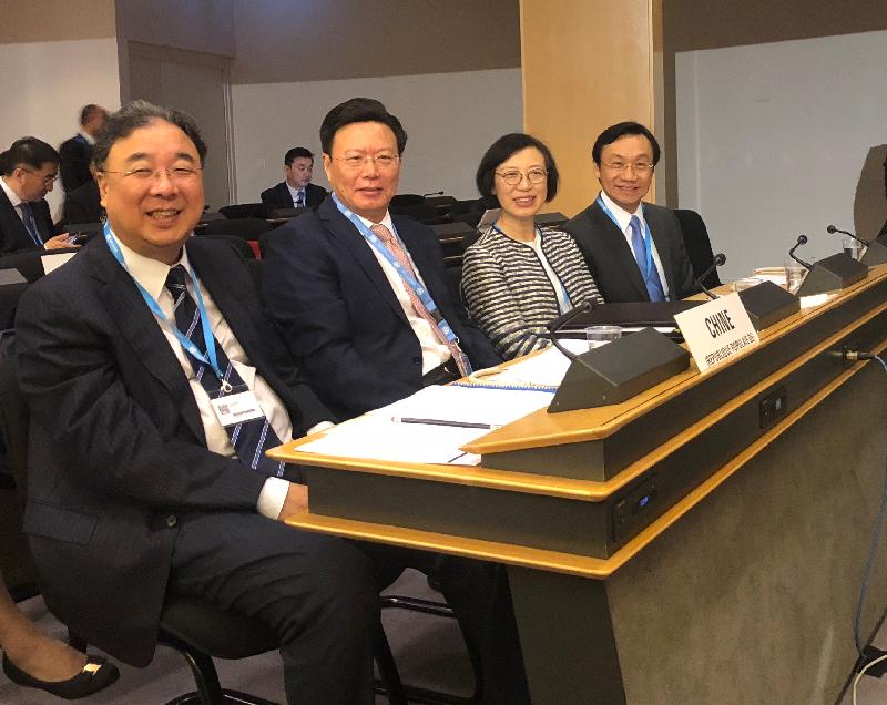 The Secretary for Food and Health, Professor Sophia Chan (second right), today (May 21, Geneva time) is pictured with the Minister of the National Health Commission, Mr Ma Xiaowei (first left); the Ambassador Extraordinary and Plenipotentiary and Permanent Representative, Permanent Mission of the People's Republic of China to the United Nations Office at Geneva and Other International Organizations in Switzerland, Mr Yu Jianhua (second left); and the Secretary for Social Affairs and Culture of the Macao Special Administrative Region Government, Mr Tam Chon-weng (first right), at the 71st World Health Assembly of the World Health Organization in Geneva, Switzerland.