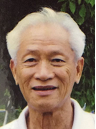 Yau Man-hoi, aged 72, is about 1.68 metres tall, 59 kilograms in weight and of medium build. He has a long face with yellow complexion and short straight white hair. He was last seen wearing a white short-sleeved T-shirt, black trousers and dark-coloured sandals.