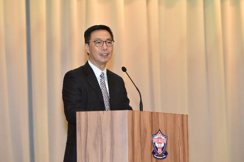 教育局局長楊潤雄今日（七月十一日）在基督書院致辭，勉勵應屆香港中學文憑考試考生。