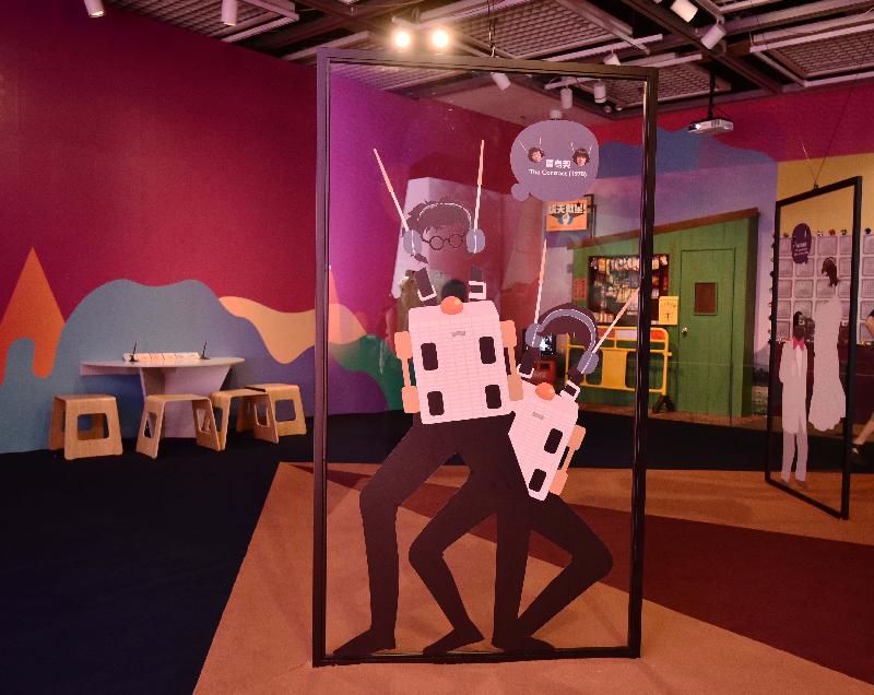 康樂及文化事務署香港電影資料館（資料館）今日（七月二十七日）至十月一日在資料館展覽廳舉辦「喜劇之最：雄‧雙‧喜」展覽。圖示喜劇拍檔的卡通造型拍攝區。
