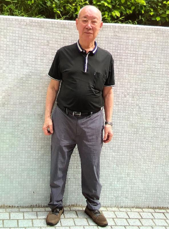 Kan Shou, aged 89, is about 1.67 metres tall, 66 kilograms in weight and of medium build. He has a square face with yellow complexion and short white hair. He was last seen wearing glasses, a grey long-sleeved jacket, khaki shorts and black shoes.