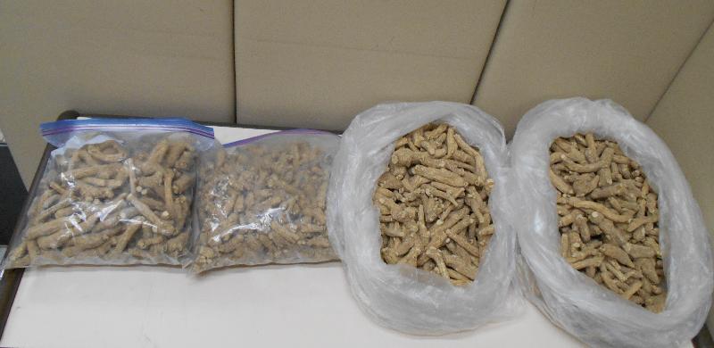 Hong Kong Customs stepped up enforcement to combat cross-boundary smuggling activities in "Operation Summer" during the summer holidays (June 1 to August 30). Photos show some of the suspected American ginseng seized.