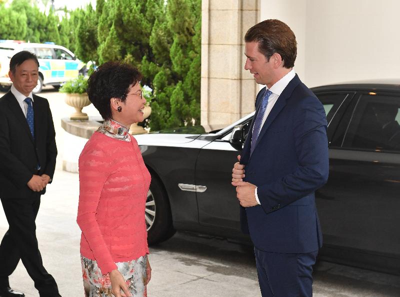 The Chief Executive, Mrs Carrie Lam (centre), meets the visiting Federal Chancellor of Austria, Mr Sebastian Kurz (right), at Government House today (August 31).
