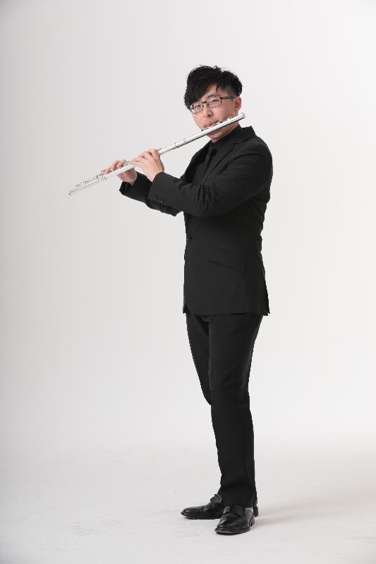Young flute virtuoso Angus Lee will give a recital in October as part of the "Our Music Talents" Series presented by the Leisure and Cultural Services Department. He will collaborate with pianist Rachel Cheung and Mark Hui and show his superb skills by playing a variety of compositions. Photo shows Angus Lee.