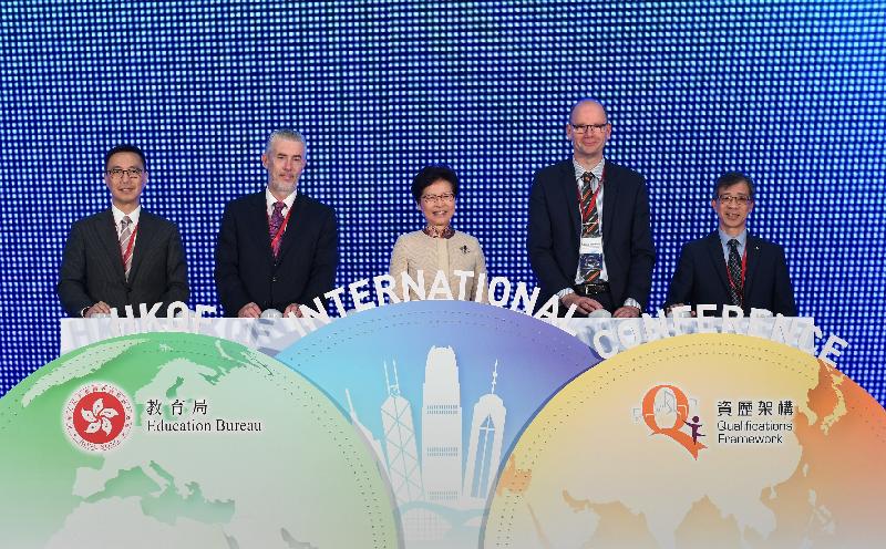 The Chief Executive, Mrs Carrie Lam, attended the opening ceremony of the Hong Kong Qualifications Framework International Conference 2018 today (September 17). Photo shows (from left) the Secretary for Education, Mr Kevin Yeung; the Chief Executive of Quality and Qualifications Ireland, Dr Padraig Walsh; Mrs Lam; the Deputy Chief Executive Quality Assurance of the New Zealand Qualifications Authority, Dr Grant Klinkum; and the Chairman of the Hong Kong Council for Accreditation of Academic and Vocational Qualifications, Dr Alex Chan, officiating at the ceremony.