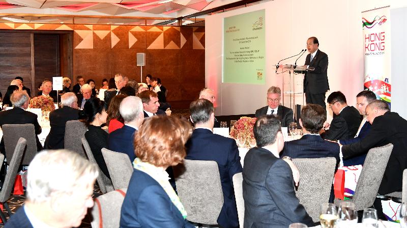 The Chief Secretary for Administration, Mr Matthew Cheung Kin-chung, today (September 28, London time) addresses a luncheon organised by Hong Kong Association in London, the United Kingdom.
