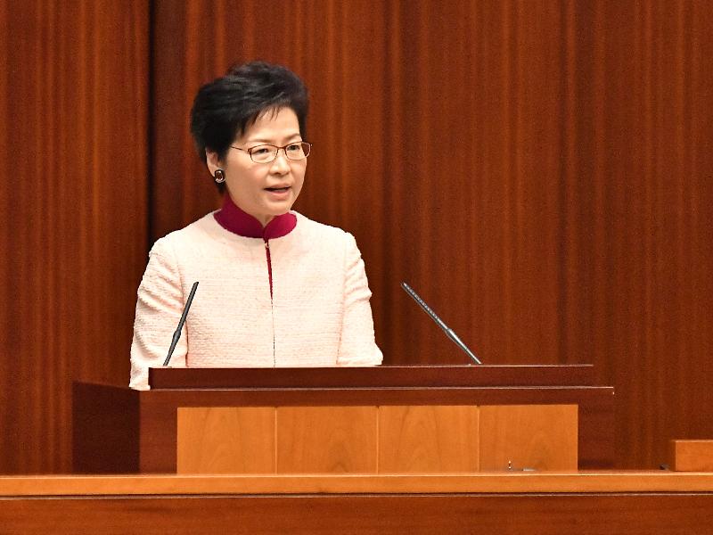 行政长官林郑月娥今日（十月十日）在立法会发表《行政长官2018年施政报告》。