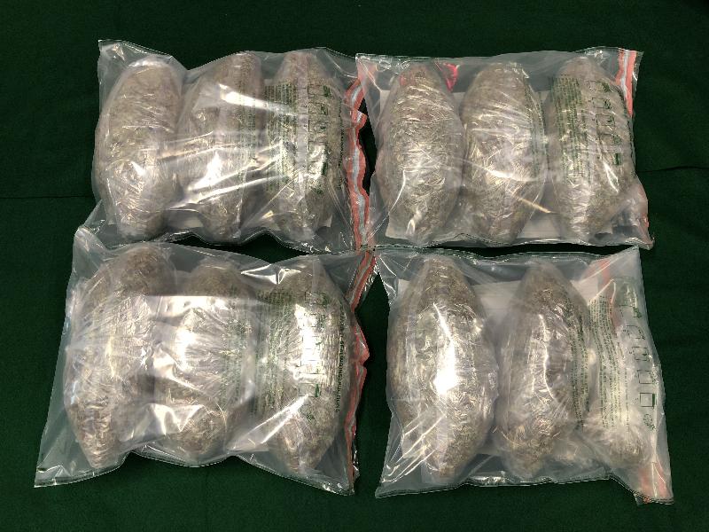 香港海关十月七日在香港国际机场检获约五点三公斤怀疑大麻花，估计市值约一百三十万元。