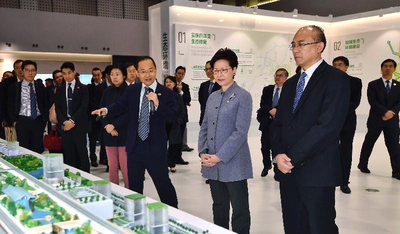 The Chief Executive, Mrs Carrie Lam, today (October 25) visited Xiongan New Area in Hebei. Photo shows Mrs Lam (front row, second right), accompanied by the Governor of Hebei Province, Mr Xu Qin (front row, first right), receiving a briefing on the general planning of Xiongan New Area at the Xiongan New Area exhibition centre.