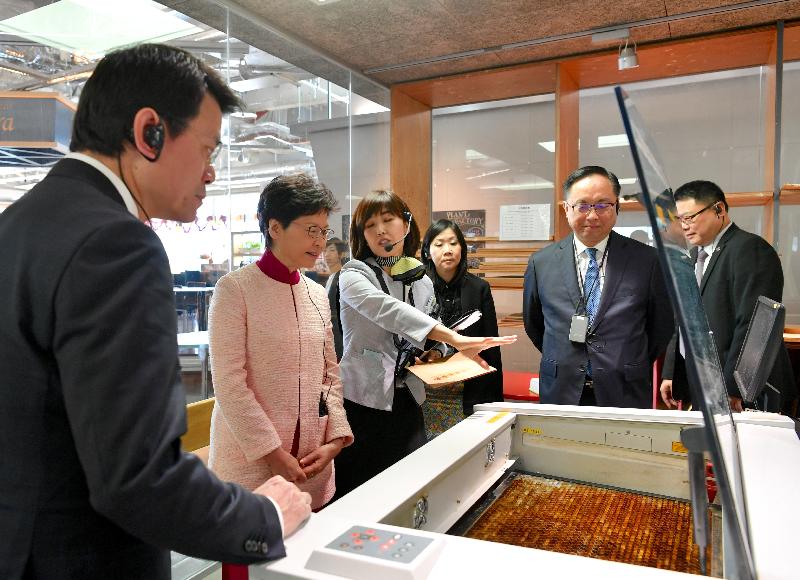 The Chief Executive, Mrs Carrie Lam, continued her visit to Japan in Kashiwa City this morning (October 30). Photo shows Mrs Lam (second left), accompanied by the Secretary for Commerce and Economic Development, Mr Edward Yau (first left); the Secretary for Innovation and Technology, Mr Nicholas W Yang (second right); and the Director of Information Services, Miss Cathy Chu (third right), touring Kashiwa-no-ha Smart City. Starting in 2001, the Smart City is a project involving a developer with public-private partnership. Employing various technologies, the city is intended to become a liveable, healthy and secure neighbourhood which is environmental friendly, good for new industry creation and suitable for people of all ages.