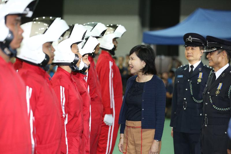 The Civil Aid Service (CAS) today (November 18) held the Civil Aid Service Band Review-cum-Motor Cycle Demonstration Team 55th Anniversary Show at its headquarters. Photo shows the Permanent Secretary for Security, Mrs Marion Lai (third right), inspecting the CAS Support Force. 