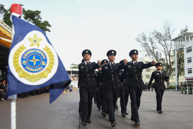 惩教署今日（十一月二十三日）在赤柱惩教署职员训练院举行学员结业暨署长荣休会操。
