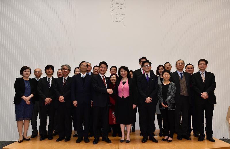 The Secretary for Justice, Ms Teresa Cheng, SC (front row, fifth right), is pictured with the Minister of Justice of Japan, Mr Takashi Yamashita (front row, fifth left), and other guests at the signing ceremony of a Memorandum of Cooperation between Hong Kong and Japan today (January 9).