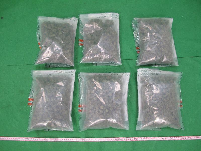 Hong Kong Customs seized a total of about 4.1 kilograms of suspected cannabis buds with an estimated market value of about $730,000 at Hong Kong International Airport on January 7. Photo shows some of the suspected cannabis buds seized.