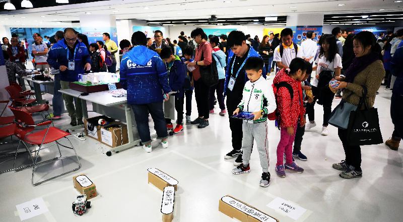 The Cyber Security and Technology Crime Bureau of the Hong Kong Police Force today (March 3) held the Cyber's Got Talent Carnival. Photo shows members of the public visiting a game booth.