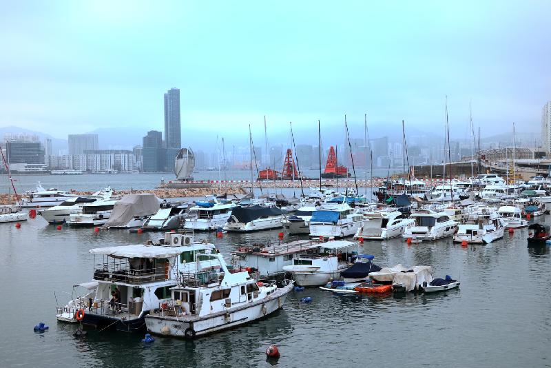 The Ombudsman, Ms Connie Lau, today (March 12) announced the results of a direct investigation into the Marine Department's arrangements for private vessel moorings.