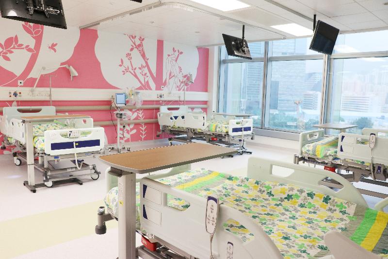 Hong Kong Children's Hospital commenced its inpatient services today (March 27). Photo shows a cubicle in the haematology and oncology ward.