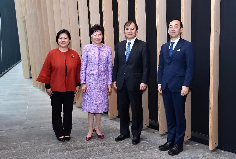 The Chief Executive, Mrs Carrie Lam, continued her visit to Japan in Tokyo this afternoon (April 8). Photo shows (from left) the Principal Hong Kong Economic and Trade Representative, Tokyo, Ms Shirley Yung; Mrs Lam; the President of the National Cancer Center Japan, Dr Hitoshi Nakagama; and the Ambassador and Consul-General of Japan in Hong Kong, Mr Mitsuhiro Wada, before visiting the National Cancer Center Japan.