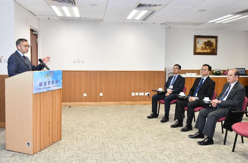 The Chief Secretary for Administration, Mr Matthew Cheung Kin-chung, visited Lo Wu Correctional Institution this afternoon (April 24). Photo shows Mr Cheung (first right) being briefed by the Commissioner of Correctional Services, Mr Woo Ying-ming (first left), on the department's work priorities and the plan to introduce a smart prison system.