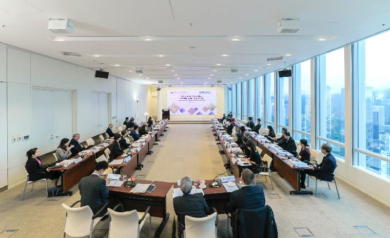 The Hong Kong Monetary Authority Infrastructure Financing Facilitation Office and the International Finance Corporation co-held a seminar today (May 6). The seminar was attended by around 40 senior executives, comprising institutional investors, financiers, project developers and operators, insurers and professional service providers.