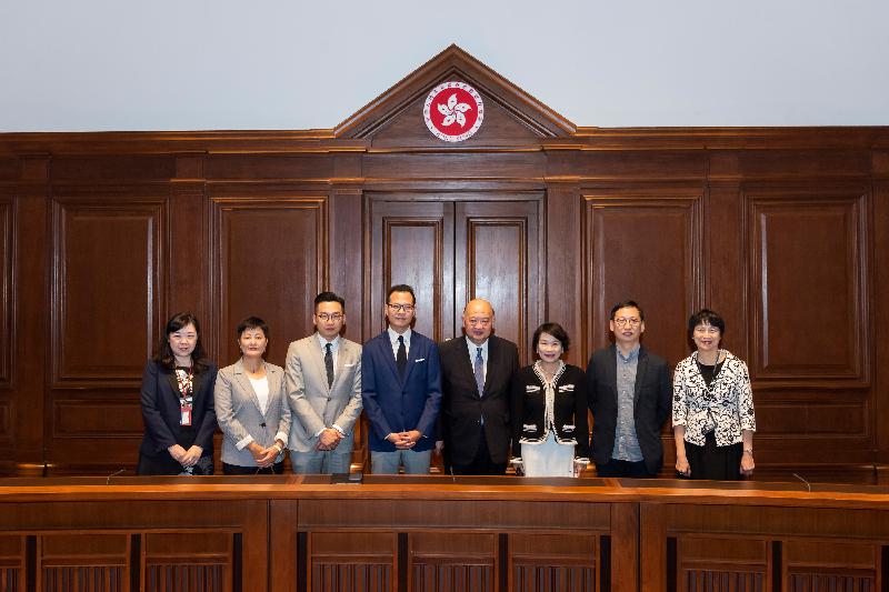 Legislative Council members tour the Court of Final Appeal Building today (May 21). 