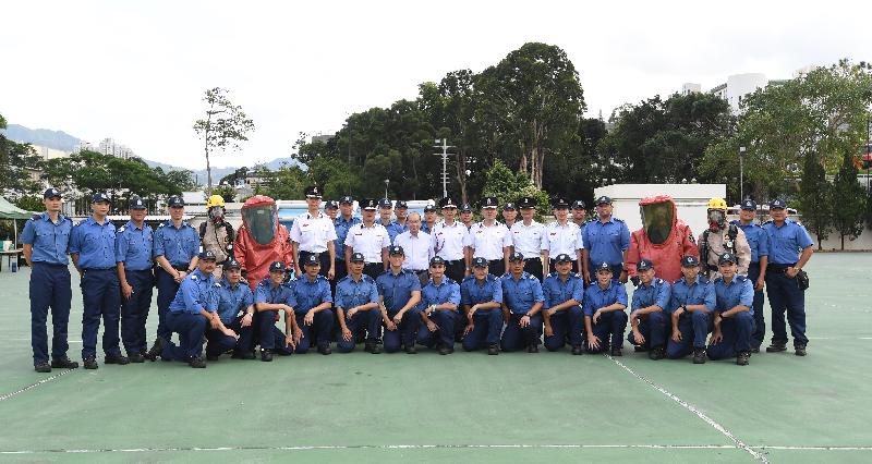The Chief Secretary for Administration, Mr Matthew Cheung Kin-chung, visited Sha Tin Fire Station this afternoon (June 8). Photo shows Mr Cheung (second row, centre); the Director of Fire Services, Mr Li Kin-yat (second row, eighth left); and fire personnel. 