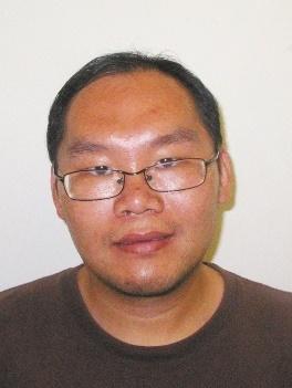 u Hoi-man, aged 44, is about 1.65 metres tall, 68 kilograms in weight and of fat build. He has a round face with yellow complexion and short black hair. He was last seen wearing a pair of black-rimmed glasses, a black short-sleeved T-shirt, black shorts and black shoes.
