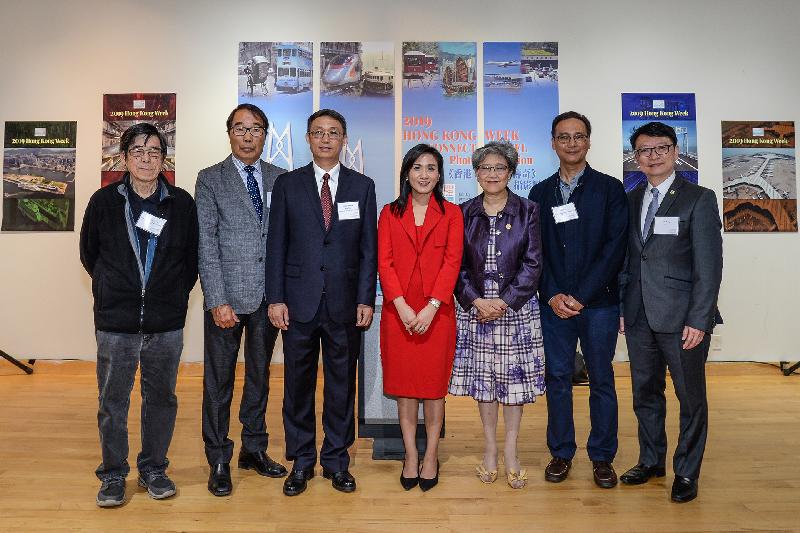 The Director of the Hong Kong Economic and Trade Office (Toronto), Ms Emily Mo, attended the opening ceremony of Hong Kong Week and the "Connect & Excel - Past, Present & Future" photo exhibition at the Dr Hin-Shiu Hung Art Gallery of the Chinese Cultural Centre of Greater Toronto yesterday (June 18, Toronto time). Photo shows Ms Mo (fourth left); Honorary Advisors of the Chinese Canadian Photographic Society of Toronto (CCPST) Mr Tam Kam-chiu (first left) and Mr Stephen Siu (second left); the Consul General of the People's Republic of China in Toronto, Mr Han Tao (third left); Member of the Provincial Parliament of Ontario Ms Daisy Wai (third right); the President of the CCPST, Mr Edwin Ho (second right); and Member of the Provincial Parliament of Ontario Mr Billy Pang (first right) at the ceremony. 