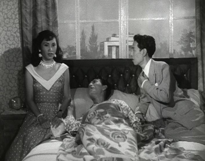 The Hong Kong Film Archive of the Leisure and Cultural Services Department will present "The Fixer from Guangzhou" as part of the "Hidden Treasures" series, featuring Luk Wan-fung, who was an active producer and scriptwriter in the 1950s and '60s. Four notable works produced by Luk's companies will be screened. Photo shows a film still of "Who Will Get the Pretty Girl?" (1955).