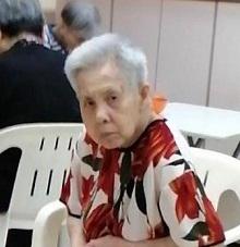 Chan Lai-mui, aged 79, is about 1.5 metres tall, 41 kilograms in weight and of thin build. She has a square face with yellow complexion and short white hair. She was last seen wearing a white shirt, black trousers and black slippers.