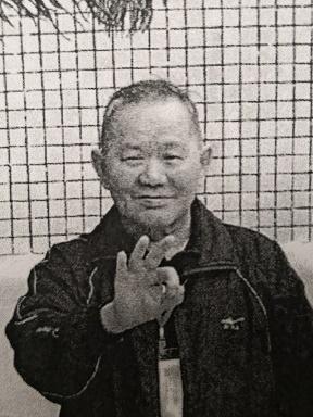 Chan Ngai-kwong, aged 74, is about 1.5 metres tall, 50 kilograms in weight and of fat build. He has a round face with yellow complexion and short black hair. He was last seen wearing a white short-sleeved shirt and grey shorts.