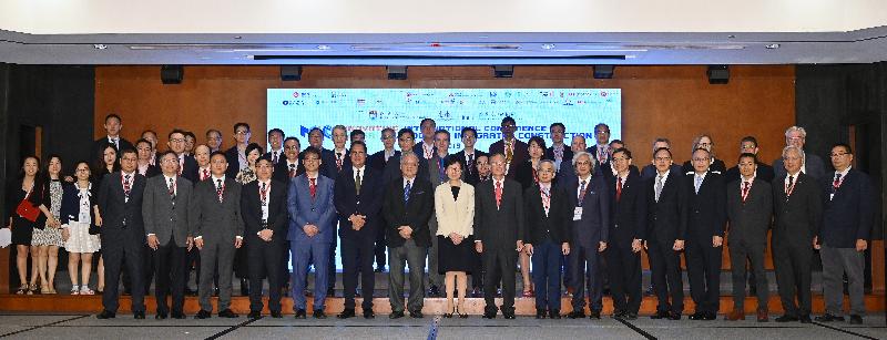 The Chief Executive, Mrs Carrie Lam, attended the International Conference on Modular Integrated Construction: Innovating Higher this morning (August 27). Photo shows Mrs Lam (front row, eighth left); the Joint-chairmen of the Conference Advisory Committee, Professor Lee Chack-fan (front row, seventh left) and Mr Anthony Chan (front row, centre); the Secretary for Development, Mr Michael Wong (front row, sixth left); and other guests at the conference.